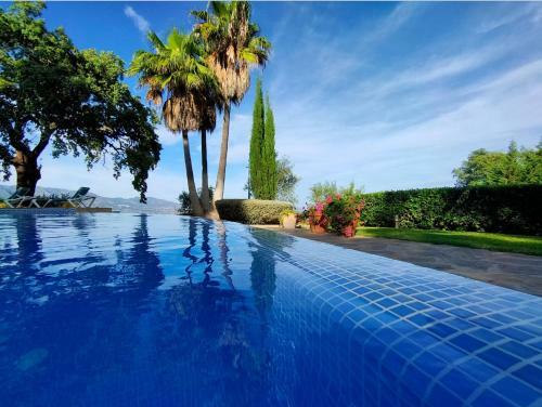 Apartamento Comfy 2br, 2bathroom, Parking, Pool, Sea Views, Elviria Alta