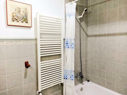Apartamentos La Buganvilla Novales