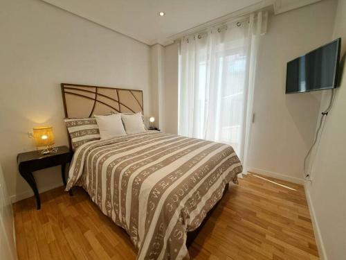 Apartamento Panx�n, A Unos Metros De La Playa.