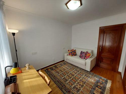 Acogedora Casa De Campo-piso Y Atico Con Finca-