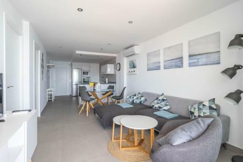 Apartment Arce Frontline Seaview