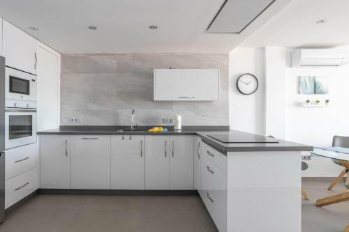 Apartment Arce Frontline Seaview