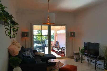 Apartamento En Primera Linea De Playa Con Parking