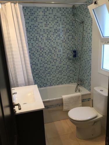 Apartamento Burriana Beach, Pool, Big Terrace, Superb Seaviews
