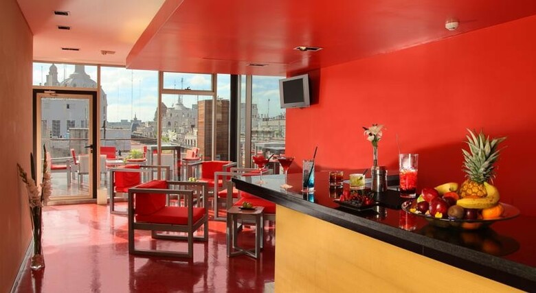 Hotel 725 Continental