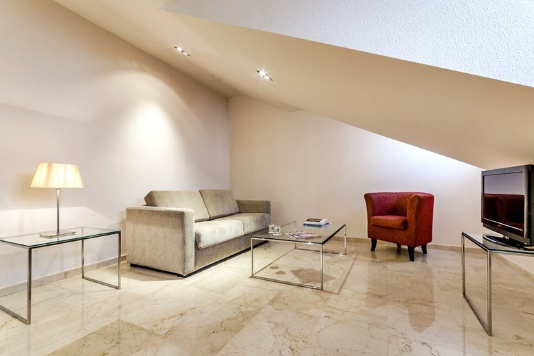 Hotel Exe Suites 33