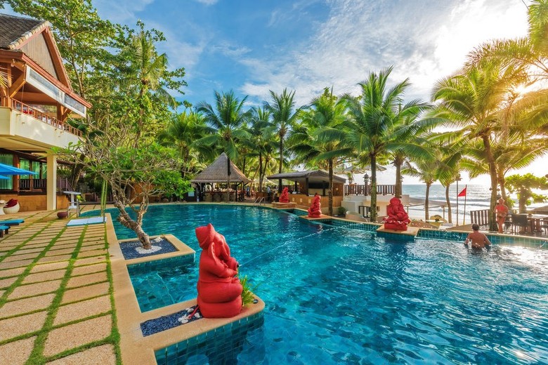 Hotel Andaman White Beach Resort