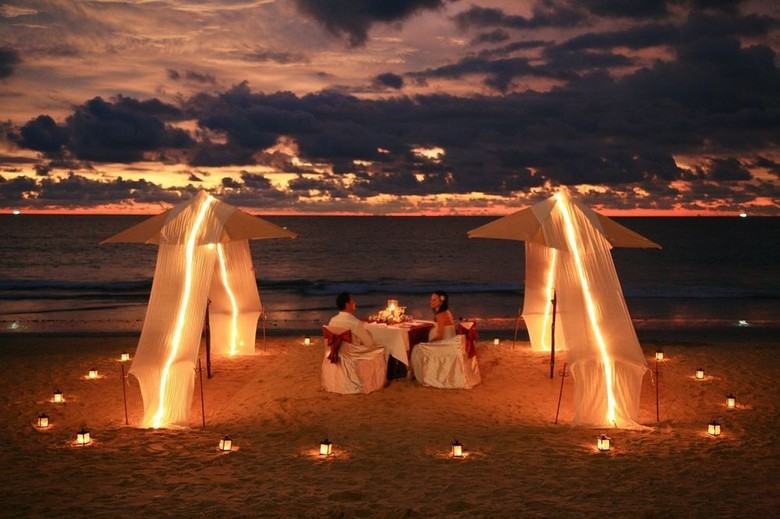 Hotel Andaman White Beach Resort