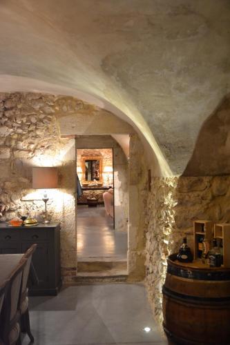 Hostal Le Tr�sor Des Templiers