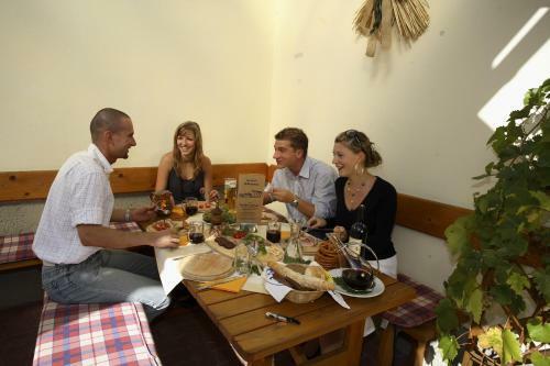 Hostal Gasthof Schm�lz