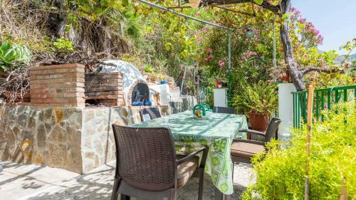 Casa Maracuy� Nerja By Ruralidays