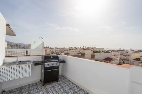 Apartamento Terraza Mar Y Monta�a