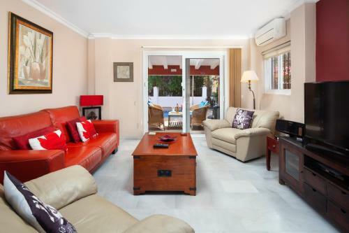 Villa Aljamar Burriana Beach Nerja