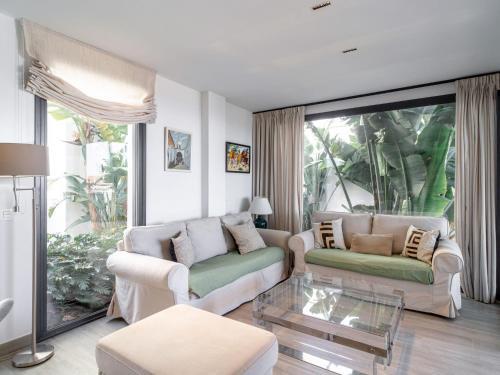 Holiday Home Royal By Interhome