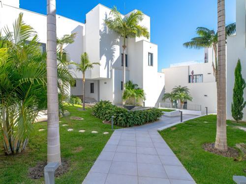 Holiday Home Royal By Interhome