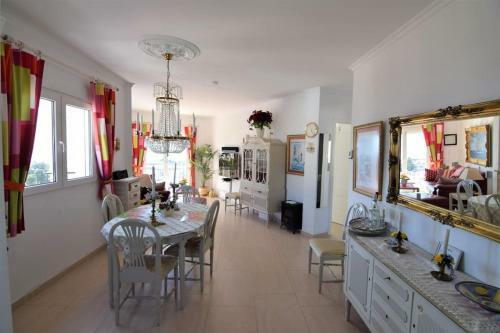 Apartamento Edf. Almijara 7�p Eurosur