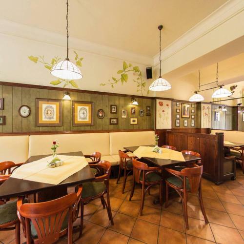 Kajzer Hostel