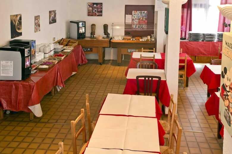 Hotel Hipotel Paris Marne La Vall�e