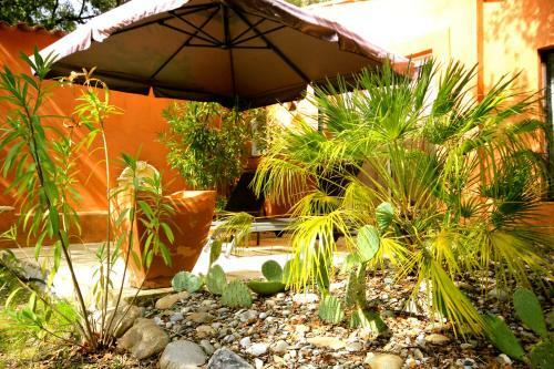 Bed & Breakfast Le Mas De La Lombarde