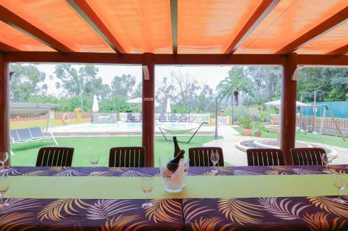 Apartamento Majestic Mountain Villa With Heated Pool