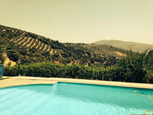 6 Bedrooms House With Shared Pool Jacuzzi And Wifi At Montefrio