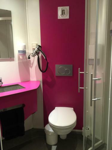 Hotel H�tel Balladins La Rochelle / Aytr�