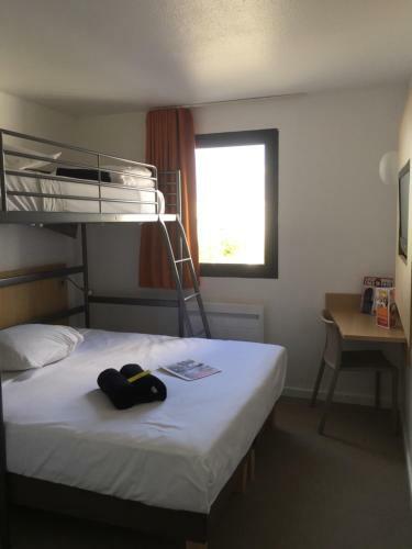 Hotel H�tel Balladins La Rochelle / Aytr�