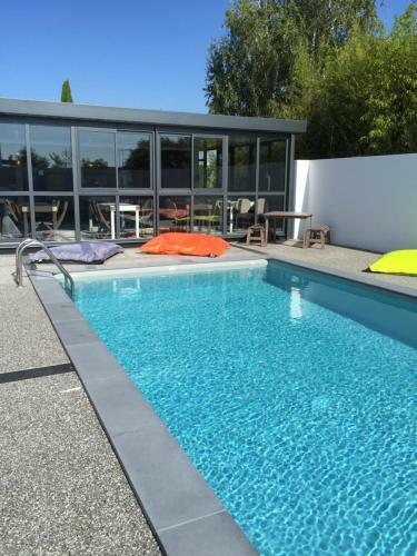 Hotel H�tel Balladins La Rochelle / Aytr�