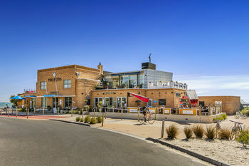 Aparthotel Quest Brighton On The Bay