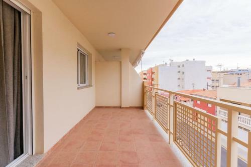 Apartamento Moncofa Beachside Retreat: Poolside Bliss