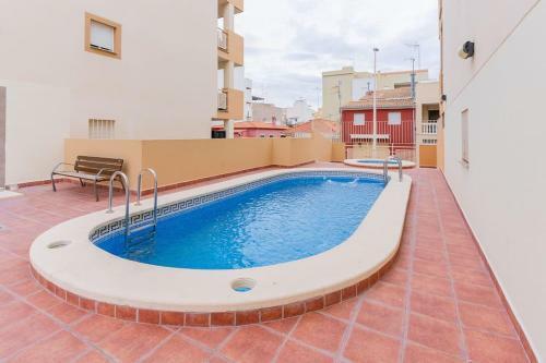 Apartamento Moncofa Beachside Retreat: Poolside Bliss