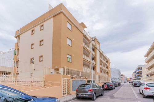 Apartamento Moncofa Beachside Retreat: Poolside Bliss