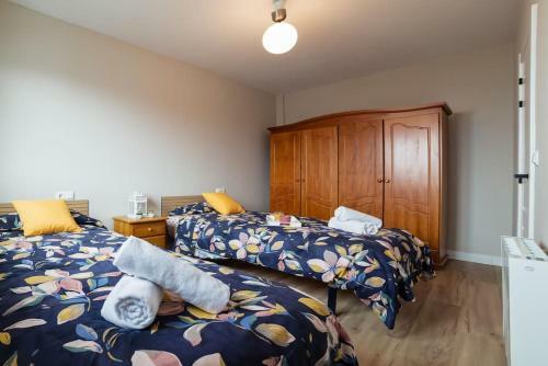 Cozy Apartment, Free Parking, Terrace & Views