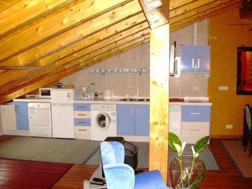 Apartamento Private Wohnung In Mombeltr�n