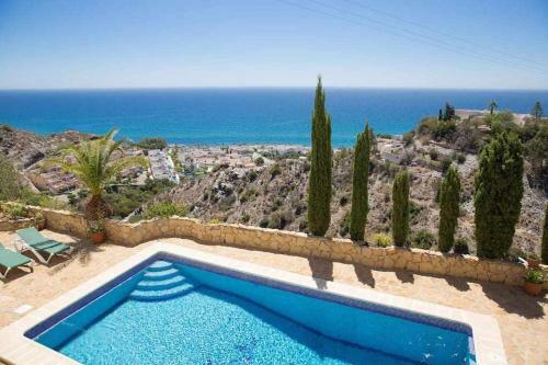 Impresionante Villa Privada Con Piscina