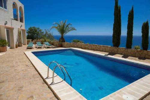 Impresionante Villa Privada Con Piscina