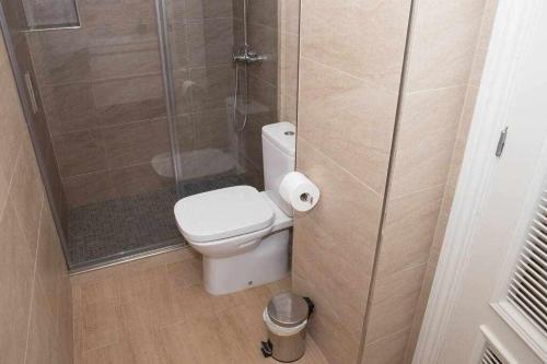 Moderna Casa De 3 Dormitorios Con Hermosas Vistas