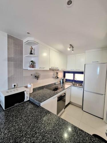 Sea View Cozy Apartment La Tanita