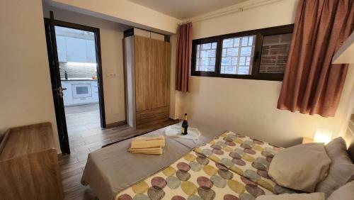 Modern Ground Floor Apartment , A Few Steps From The Beach