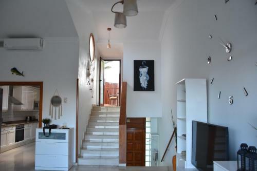 Villa Elsa Tauro Topaz