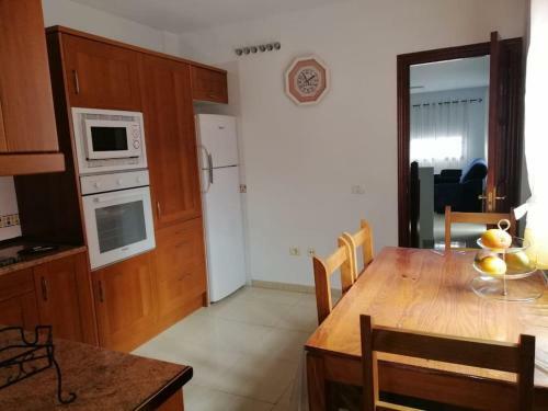 Id�lico Adosado En El Mocanal