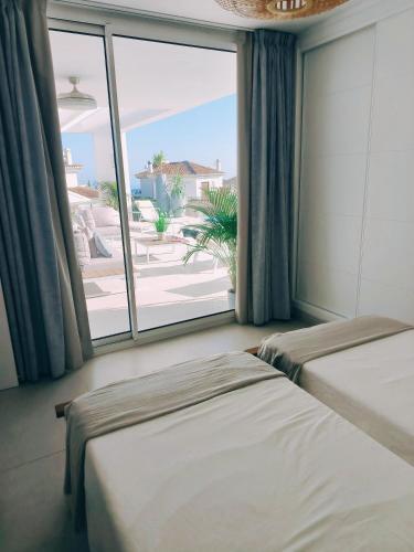 Brand-new Contemporary Villa