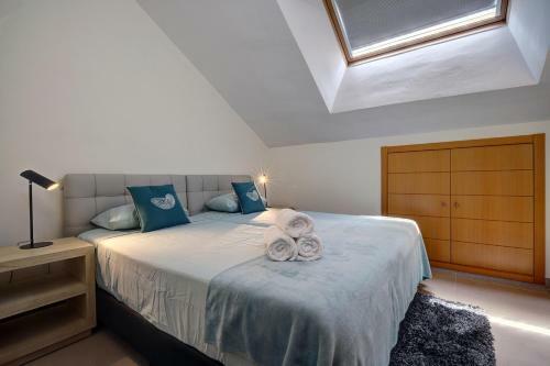 Apartamento 103 - Luxurious 3 Bed Duplex Penthouse With Stunning Mountain Views