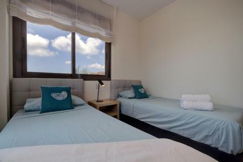 Apartamento 103 - Luxurious 3 Bed Duplex Penthouse With Stunning Mountain Views
