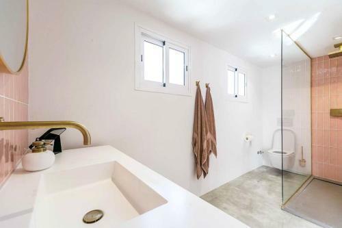 91-exclusive Modern Villa With Private Pool , Mijas