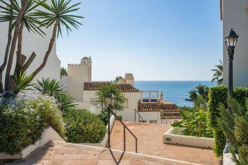 Cosy Apartment With Direct Access To The Sea
