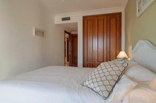 Sunny Terrace Apartment In Prestigious Mijas Golf