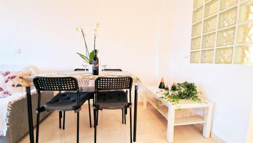 AA Guest - The Diamond Sea Views Eco Apartment
