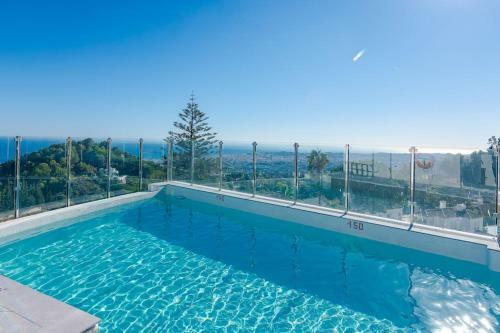 Mediterranean Apartment With Sea Views In Mijas