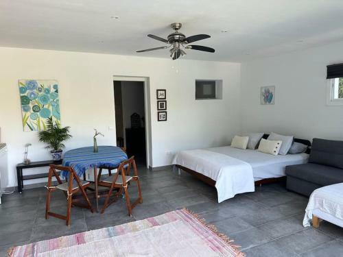 Villa Modern Retreat In Beautiful Countryside.